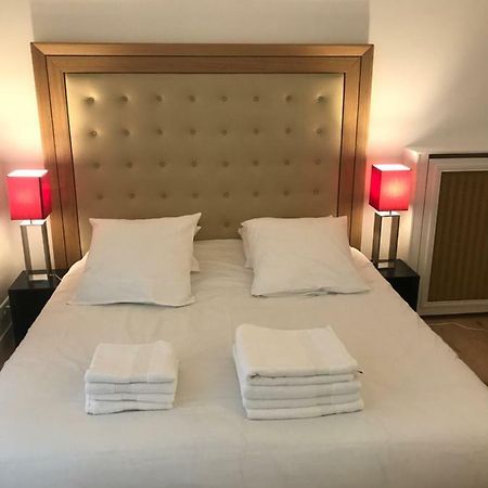 Paris Besson Stay Appartement Neuilly Sur Seine Bagian luar foto